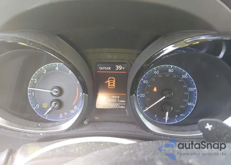 2015 Toyota Corolla S Plus z USA, uszkodzony, nr VIN 2T1BURHEXFC267629